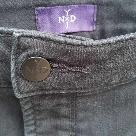 NYDJ Black Crop Jeans size 14 - Picture 2 of 8